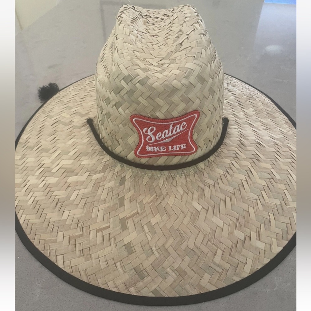 Dakine Pindo Over Size M Straw Hat Surf Beach Lifeguard Adjustable String SeaTac